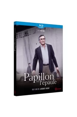 UN PAPILLON SUR L'EPAULE